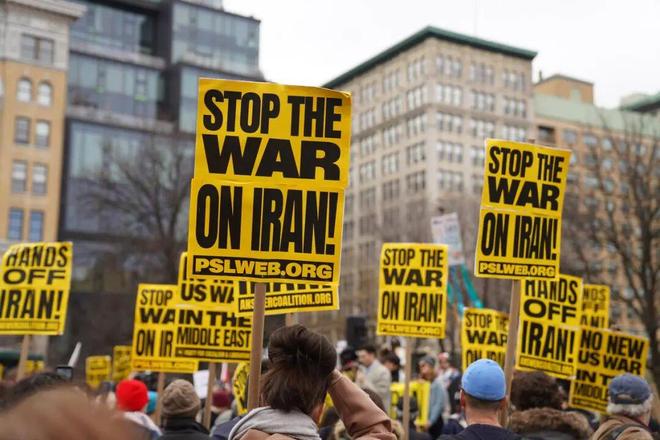 奇趣分分彩:【特稿】一天内,乌克兰接连遭美国和伊朗“敲打”